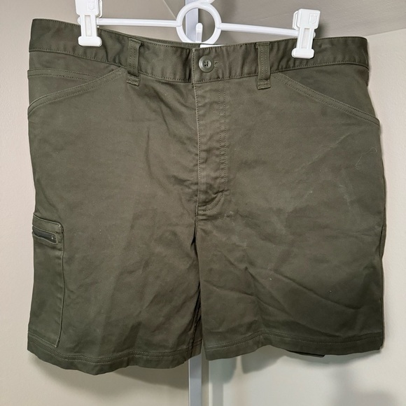 Nike Men's Cargo Shorts - Dark Green - Picture 6 of 6